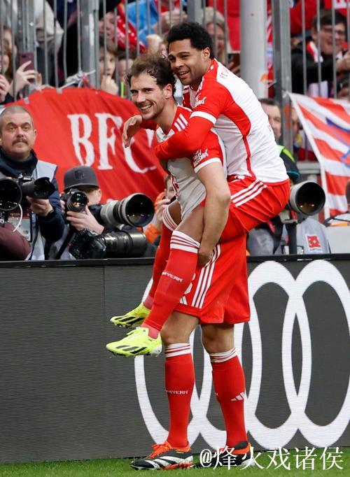 半场:拜仁1-1美因茨,格纳布里助攻卡尔破门, 半场:拜仁1-1美因茨,格纳布里助攻卡尔破门,